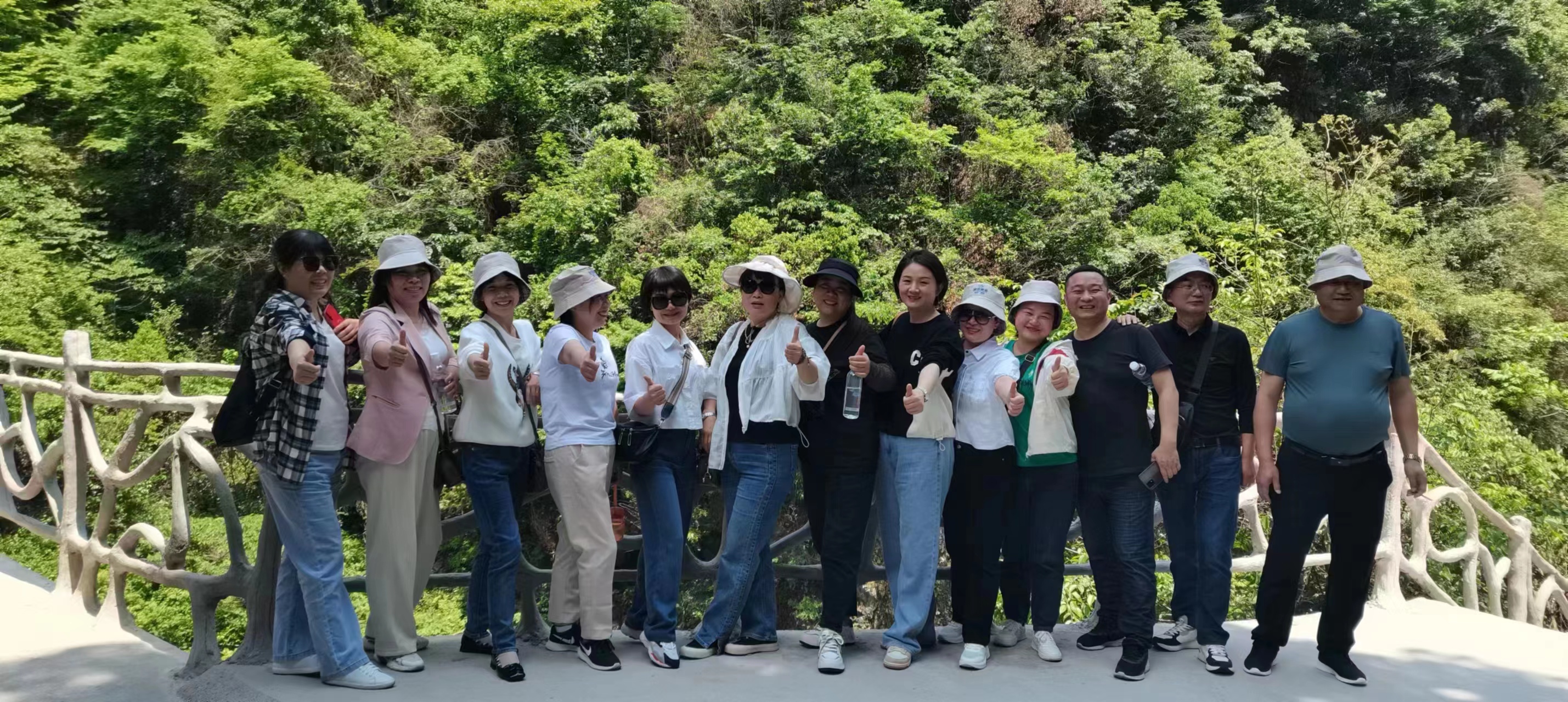 常德物業(yè)管理,物業(yè)企業(yè),陽光物業(yè) 常德物業(yè)管理,物業(yè)企業(yè),陽光物業(yè)